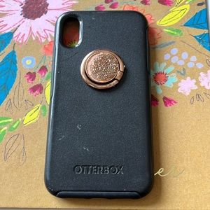 otter box cover for iPhone with finger clip